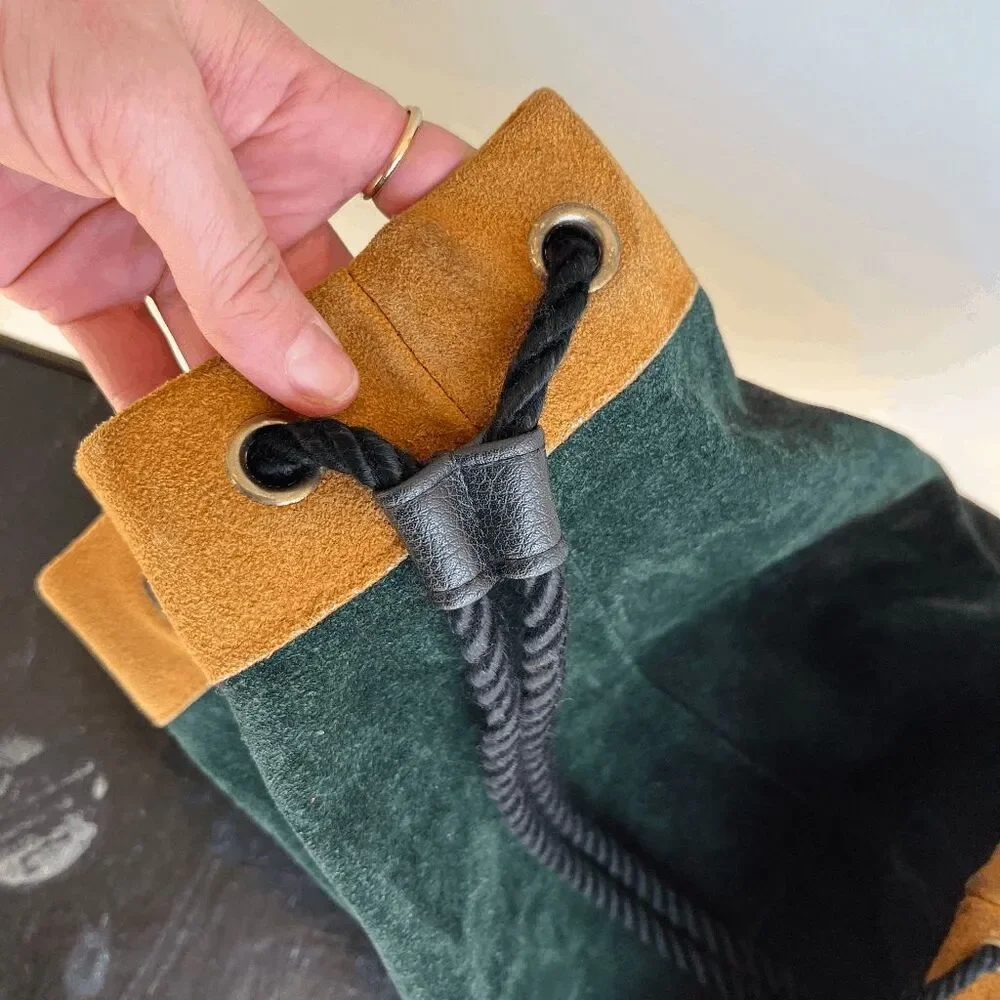 VTG Forest Green Suede Leather Drawstring Backpack USA Boho Minimalist - Picture 11 of 12